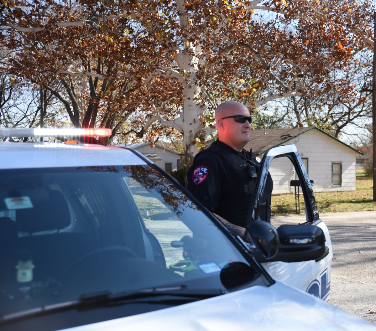 Should police academies stop teaching "Tell, Ask, Make"?